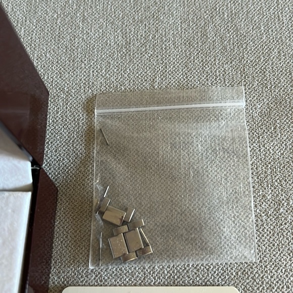 EUC Coach Silver Signature Link Stainless Steel Band Watch - Picture 6 of 16